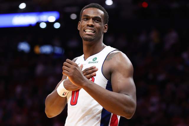 活塞主场迎战勇士 战绩与伤病成关键因素