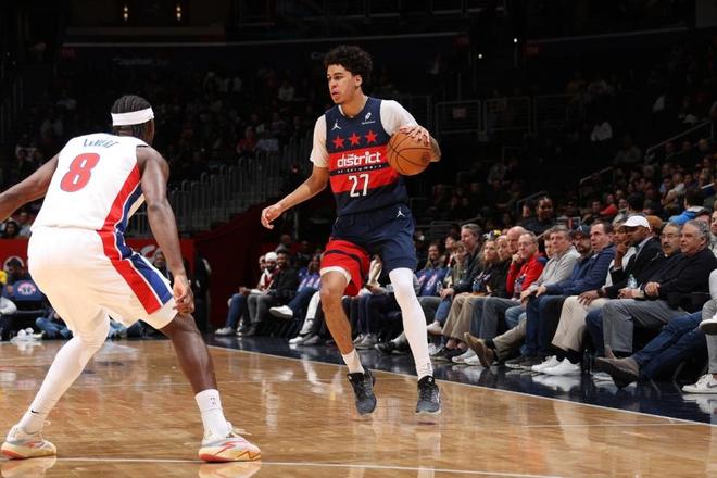 活塞力克奇才成东部首支50胜球队 奇才创14连败纪