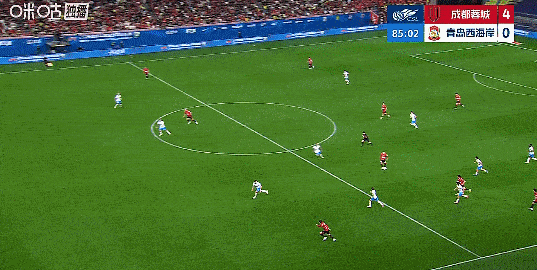 成都蓉城5-1大胜青岛西海岸 费利佩生日帽戏法助