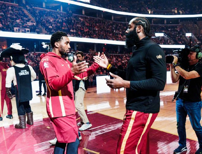 米切尔哈登联手冲击总冠军 骑士季后赛前景光明