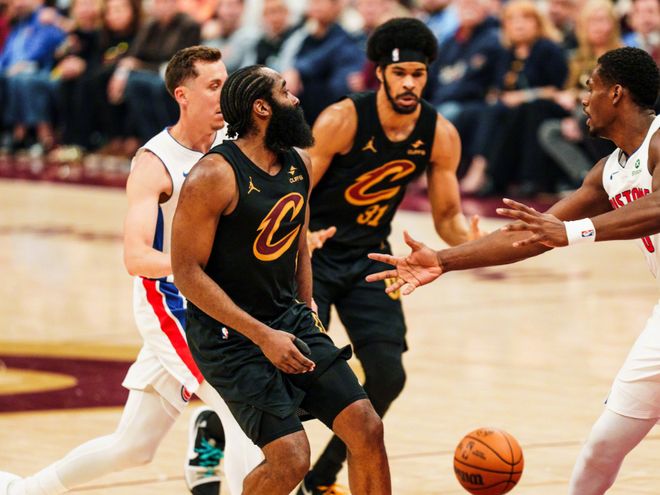 米切尔哈登联手冲击总冠军 骑士季后赛前景光明